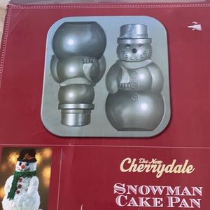 NWOT Snowman Cake Pan.